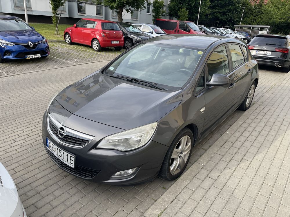 Opel Astra J 2012r. 1.6 Benz-Gaz LPG Klima OC PT