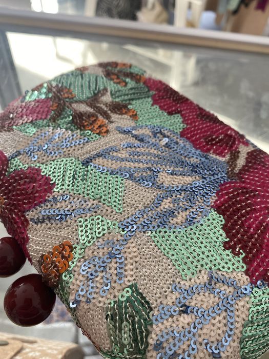 Clutch c/ lantejoulas (nova)