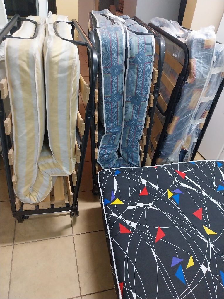 Łóżko  polowe składane