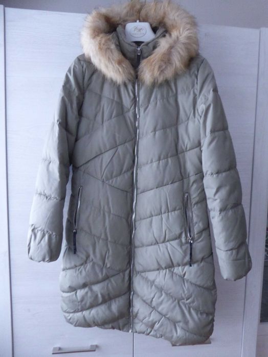 Płaszcz zimowy pikowany damski Reserved rozmiar 36, jak nowy