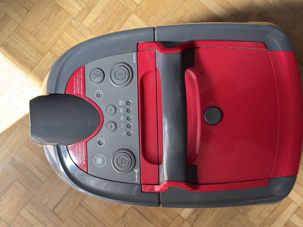 Odkurzacz piorący Zelmer Aquawelt  Pro. 1900W