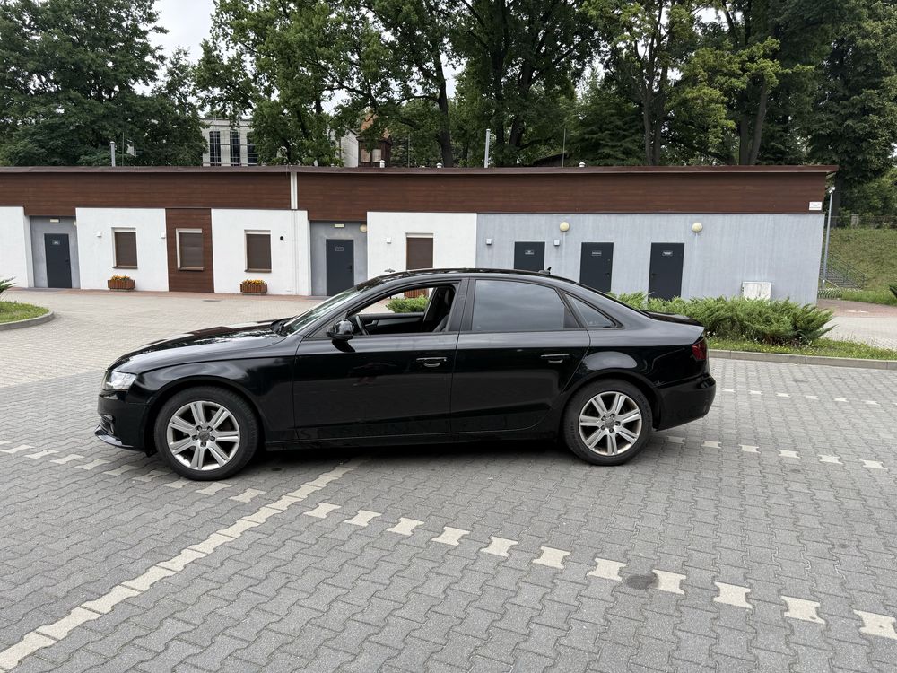 Audi A4 B8 2.0TFSI /Automat**2011r.    Rezerwacja***Zadatkowany