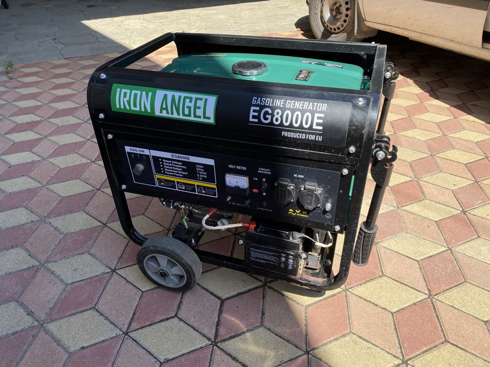 Генератор бензиновий Iron Angel EG 8000E