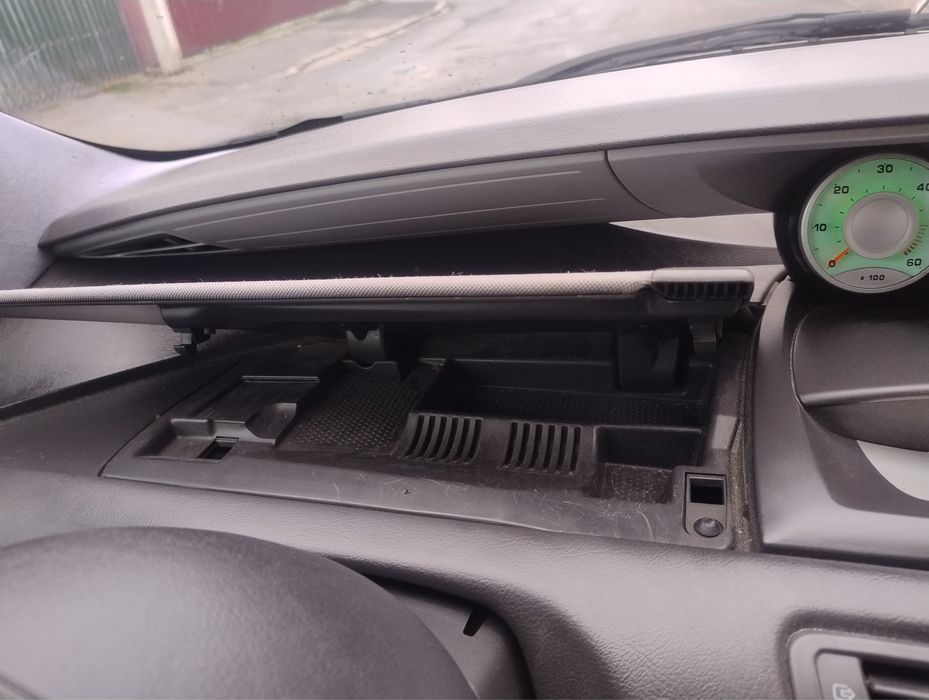 Peugeot 807 мінівен 7 місць