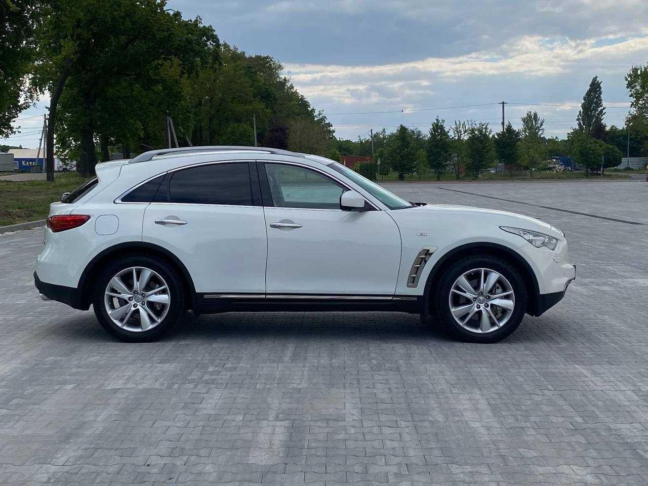 Infiniti FX30D 3,0 Дизель