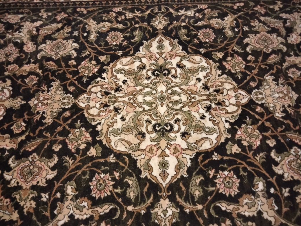 Prawie Nowy dywan wełniany Agnella 2x3
