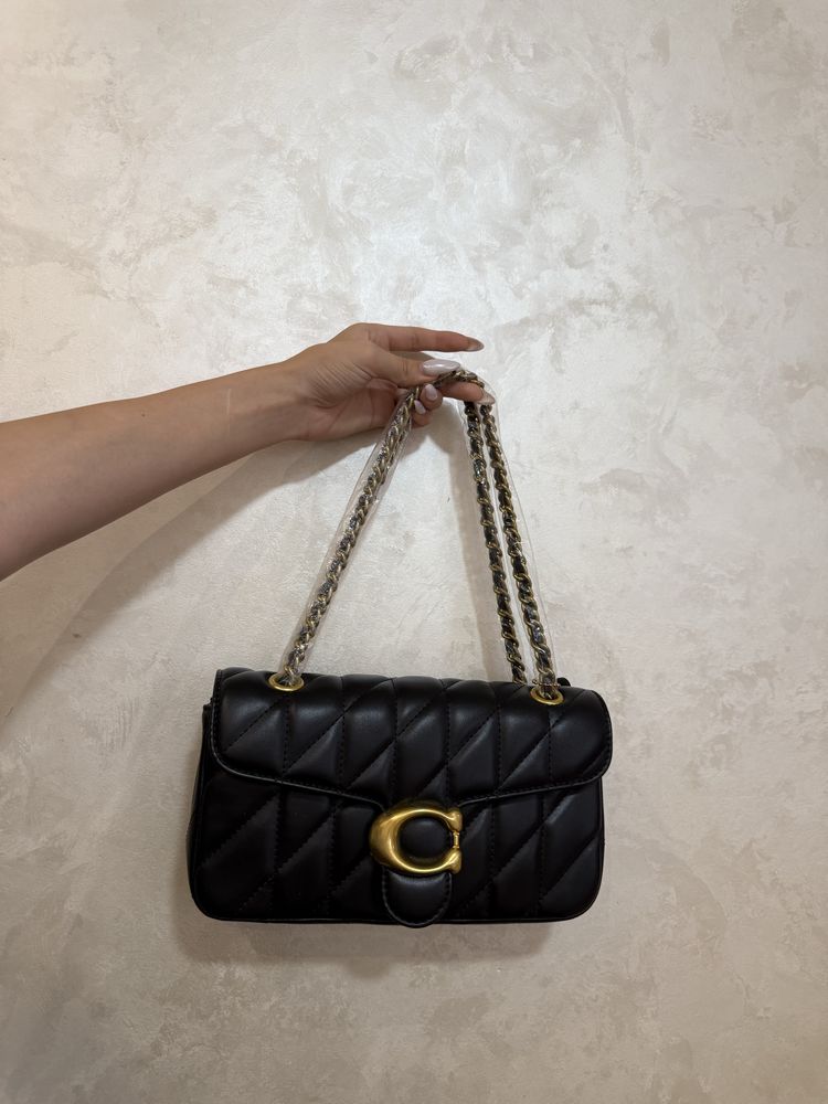 Сумка Coach.