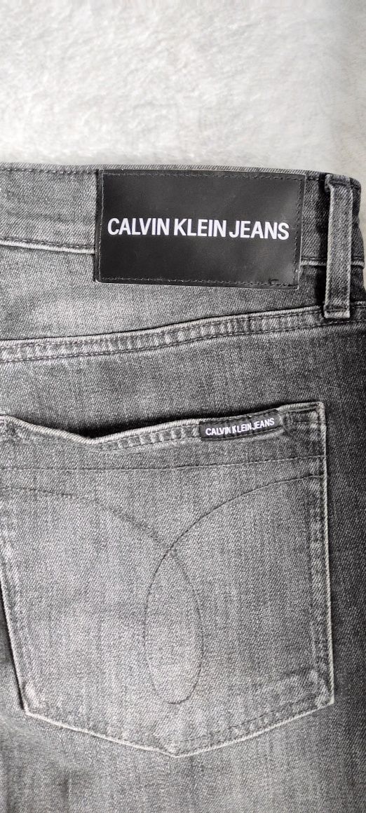 Джинсы Calvin Klein Jeans