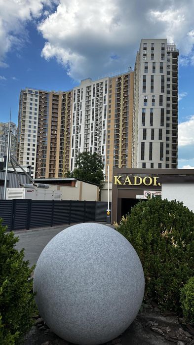 Продам 1-комнатную на Краснова Кадорр (181-070)