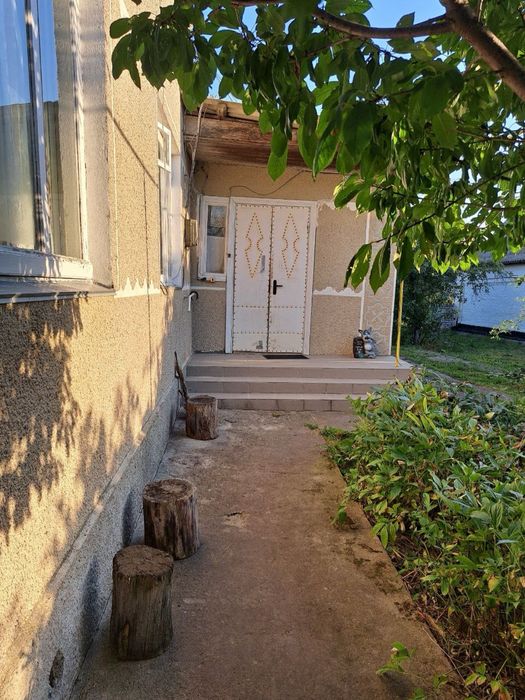 Продаж цегл будинку в СМТ Ружин в Житомирській обл