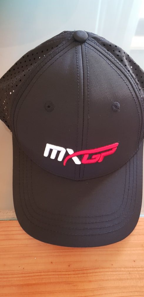 Boné MXGP original novo