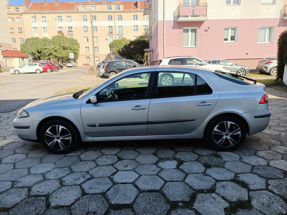Renault laguna II polift 1.6 benzyna
