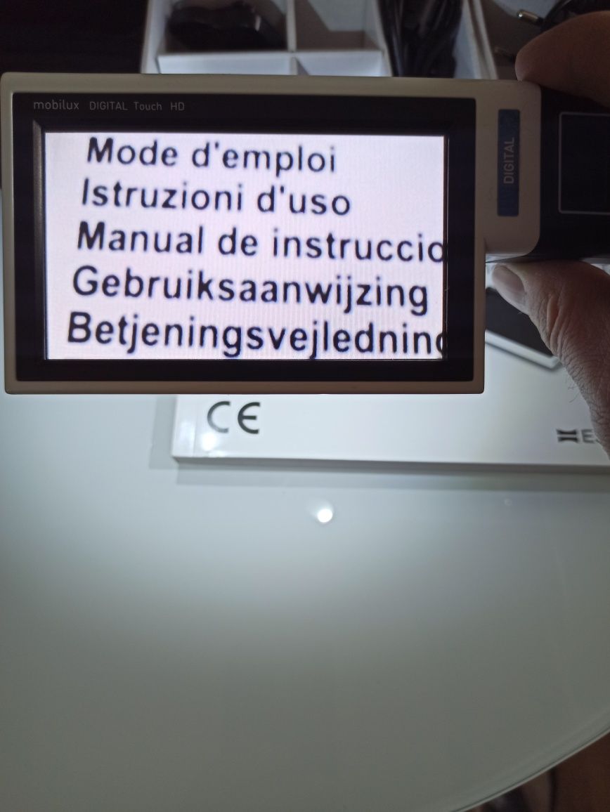 Lupa elektroniczna Mobliux Digital Touch HD