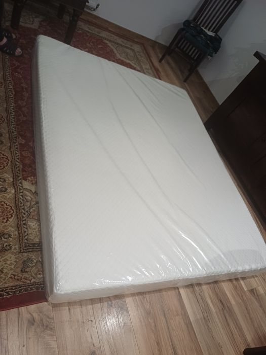 Materac 160x200 półtwardy