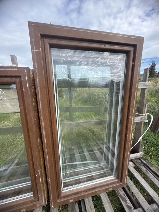 3x okno pcv 88x160 z roleta dzien i noc orzech biale RU (wysokie)