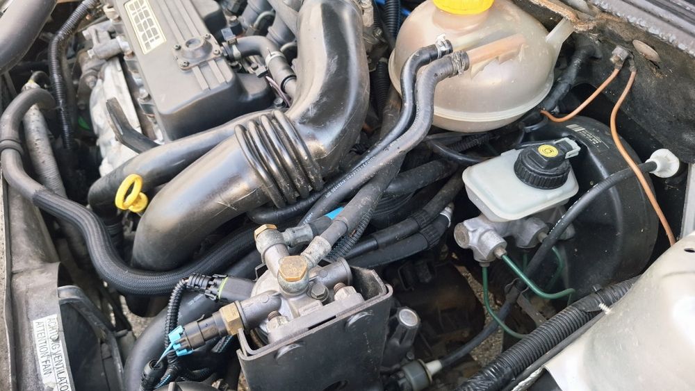 Opel Corsa B 1.5 TD Comercial (2000)