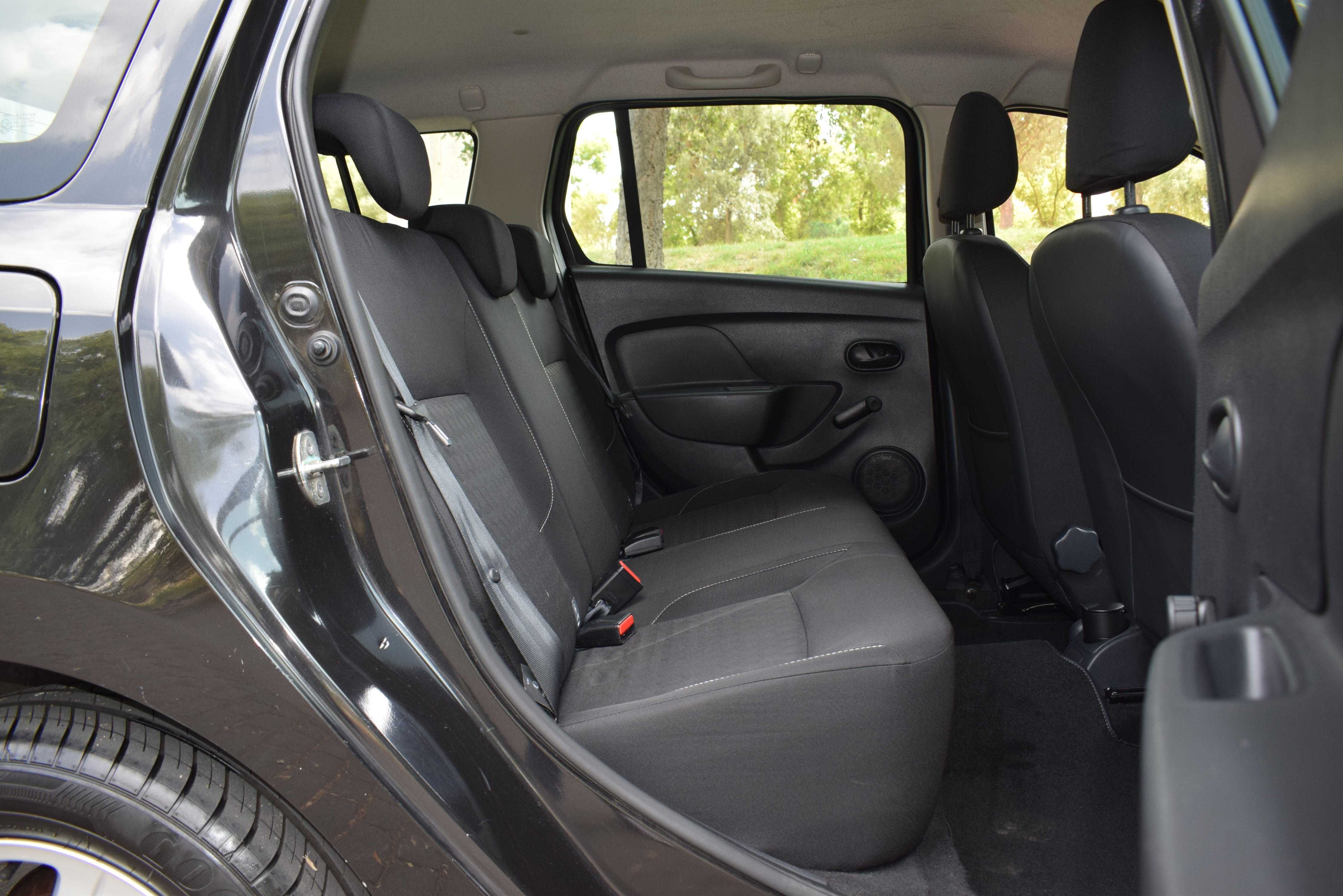 Desde 129€ Mês | Dacia Logan MCV 1.5 dCi Confort 90cv | 2015/01