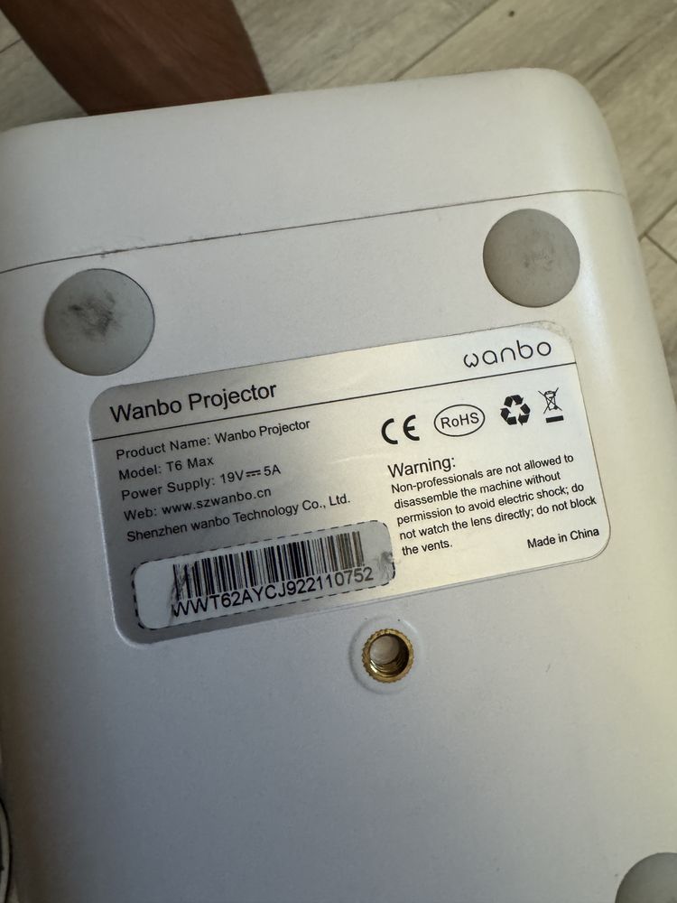 projektor Wanbo T6 Max z Androidem
