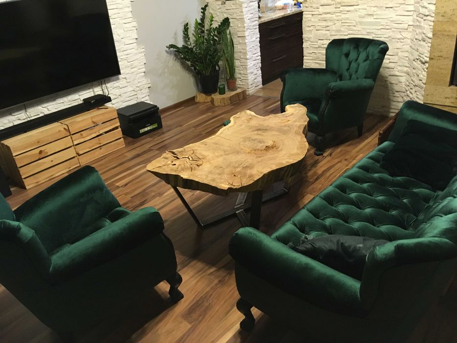 Sprzedam komplet pięknych prawdziwych mebli