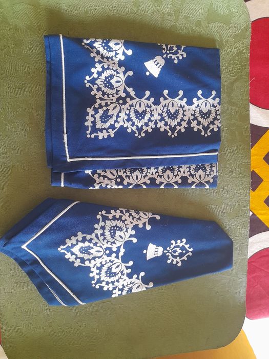 Toalha festiva requintada