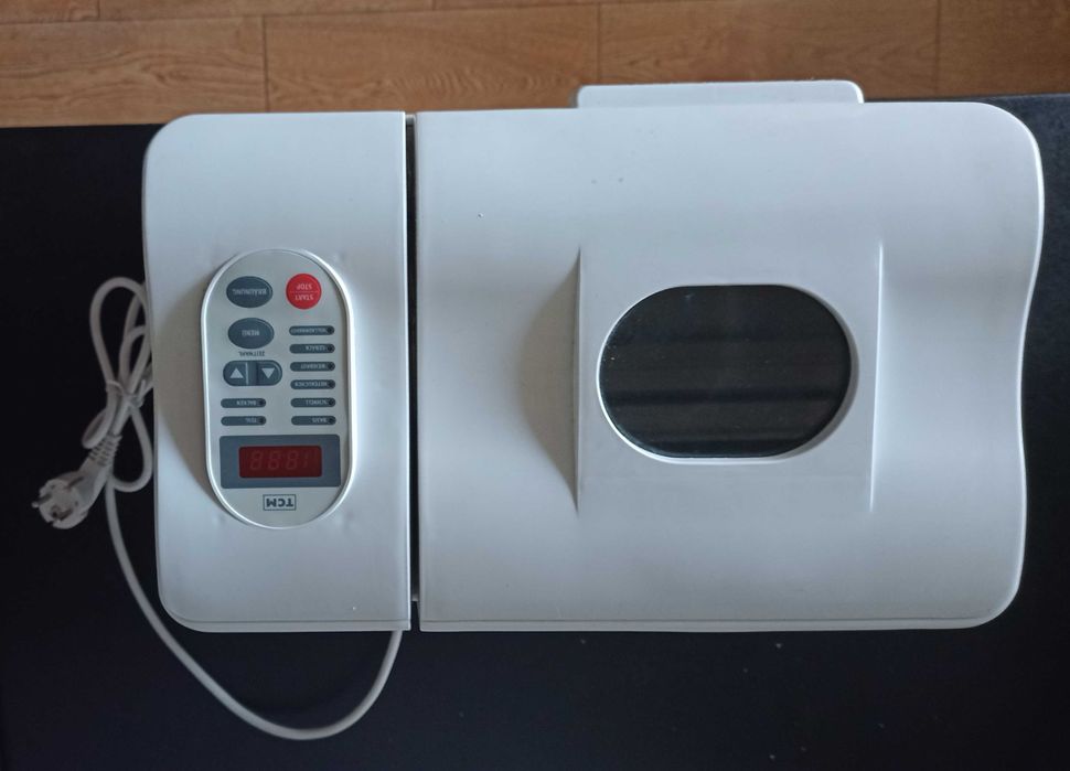 Хлібопічка  економна 715W TCM