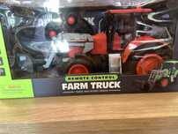 Traktor sterowany mix