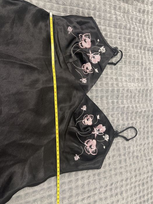 Жіноча нічна сорочка