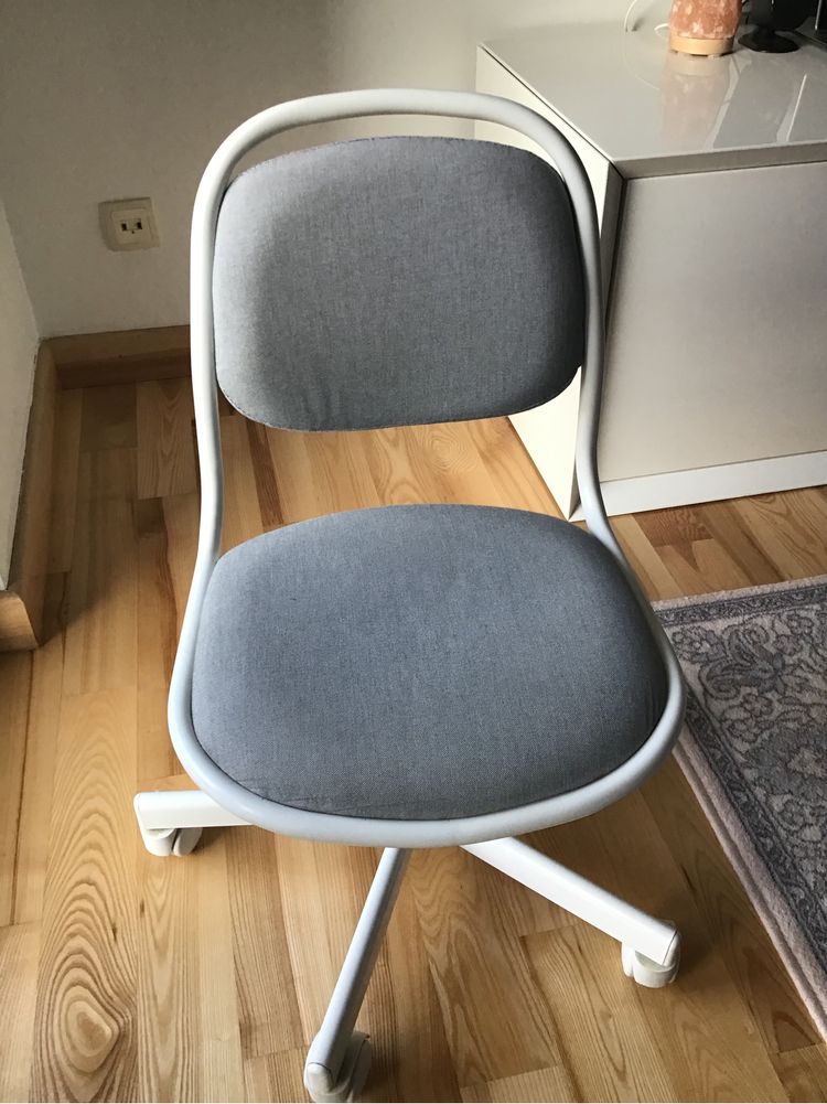 Krzesło biurkowe Ikea ORFJALL