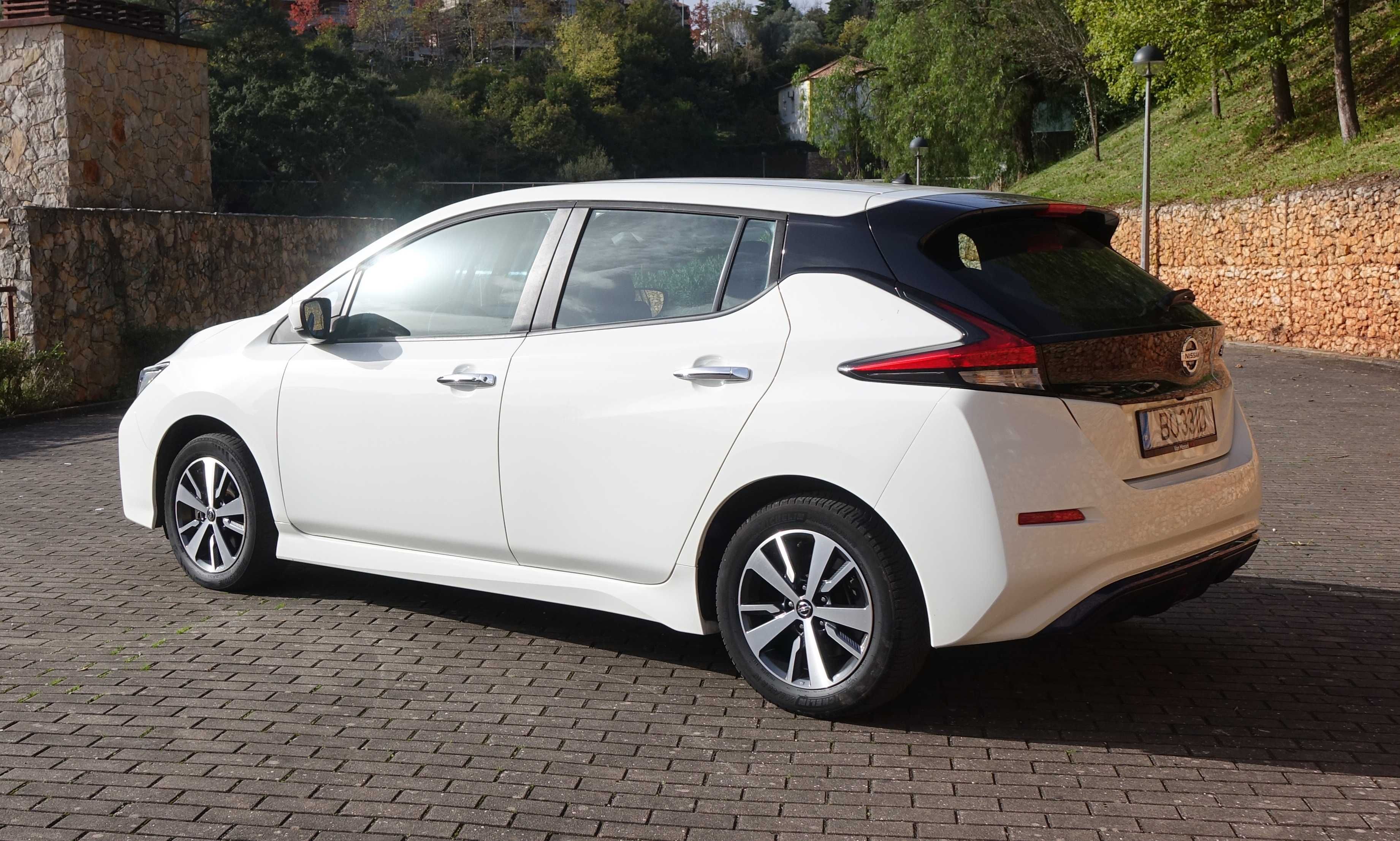 NISSAN LEAF 40 KWH