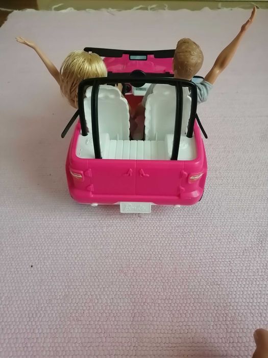 Barbie pink jeep Malibu +  Ken