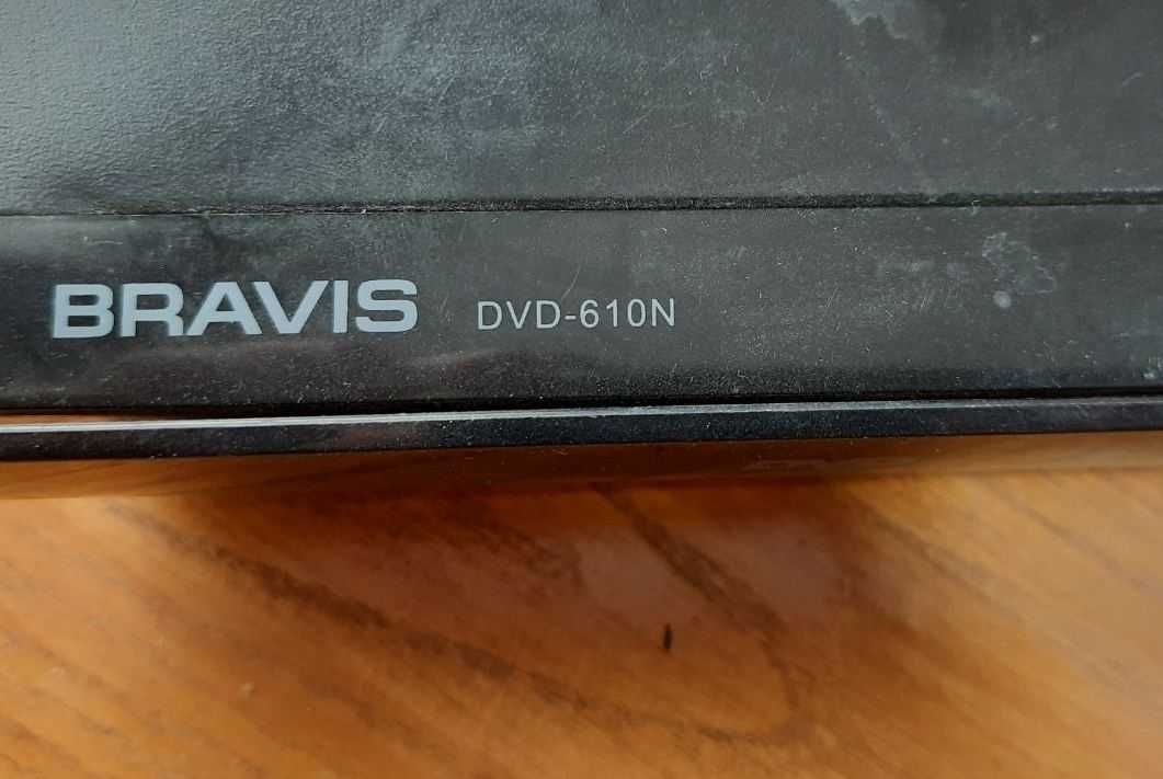 DVD-плеєр Bravis DVD-610N c Karaoke