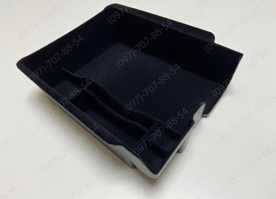 Органайзери (консолі) Tesla Model 3, Model Y