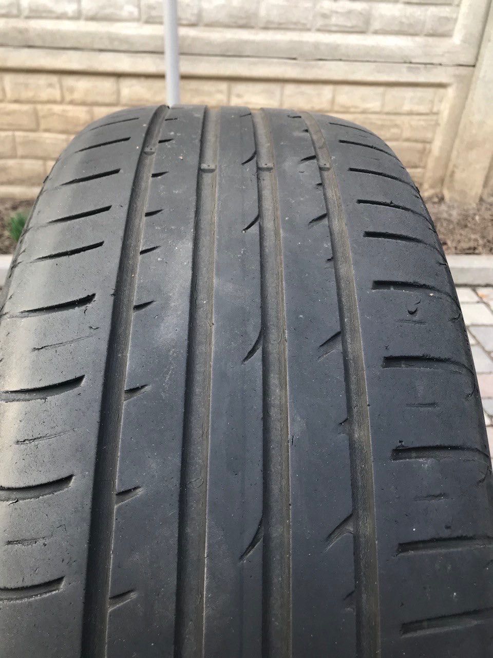 Продам летнюю резину Hankook 235/60 R18