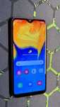 Samsung A20e z etui