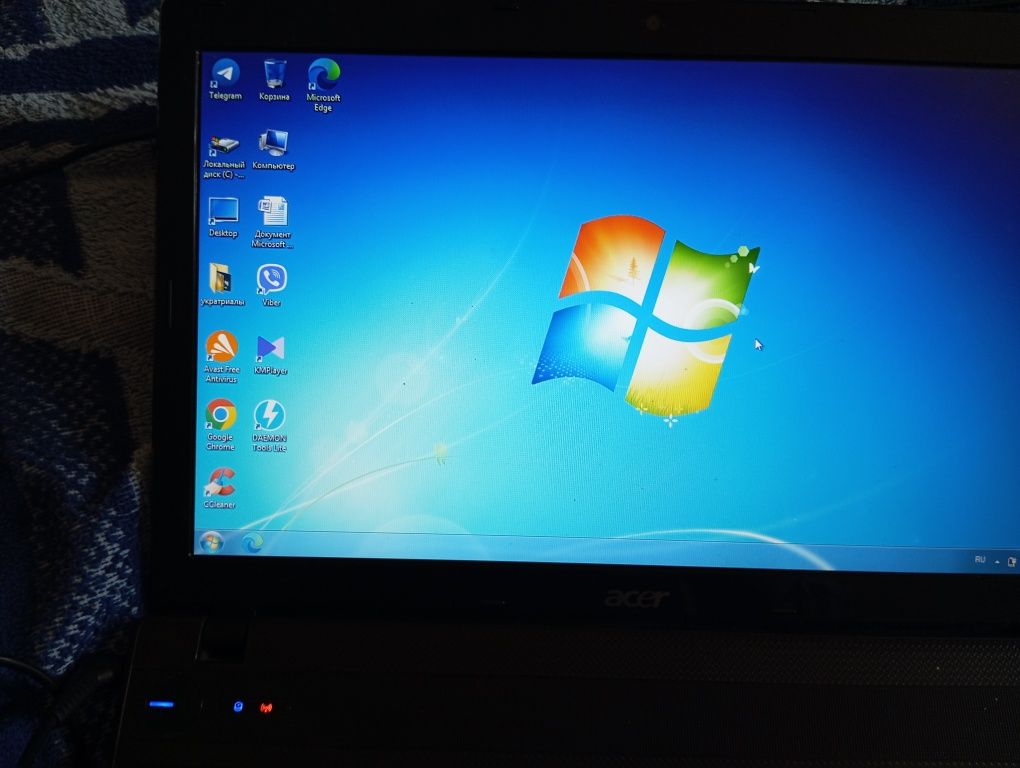 Ноутбук Acer 5552 pew76
