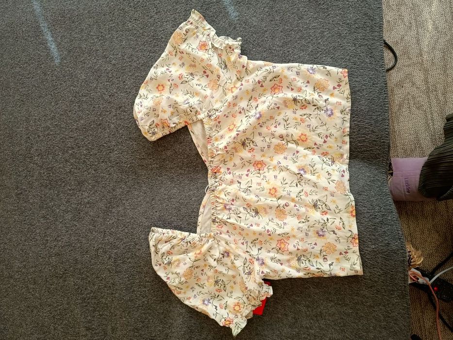 Білий топ на гудзиках (Tally Weijl)