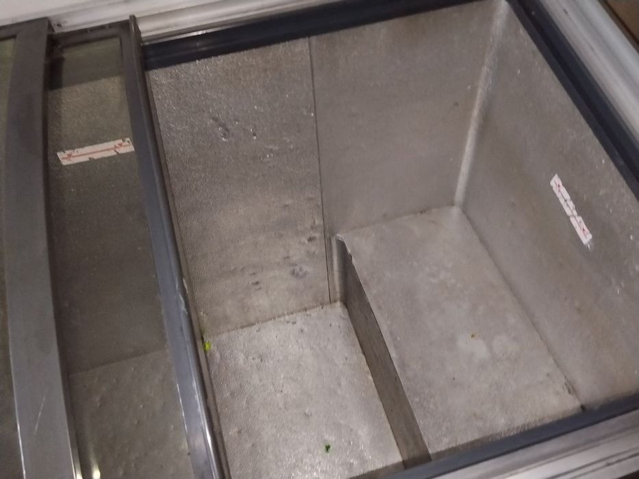 Морозильна ларь на 300 л