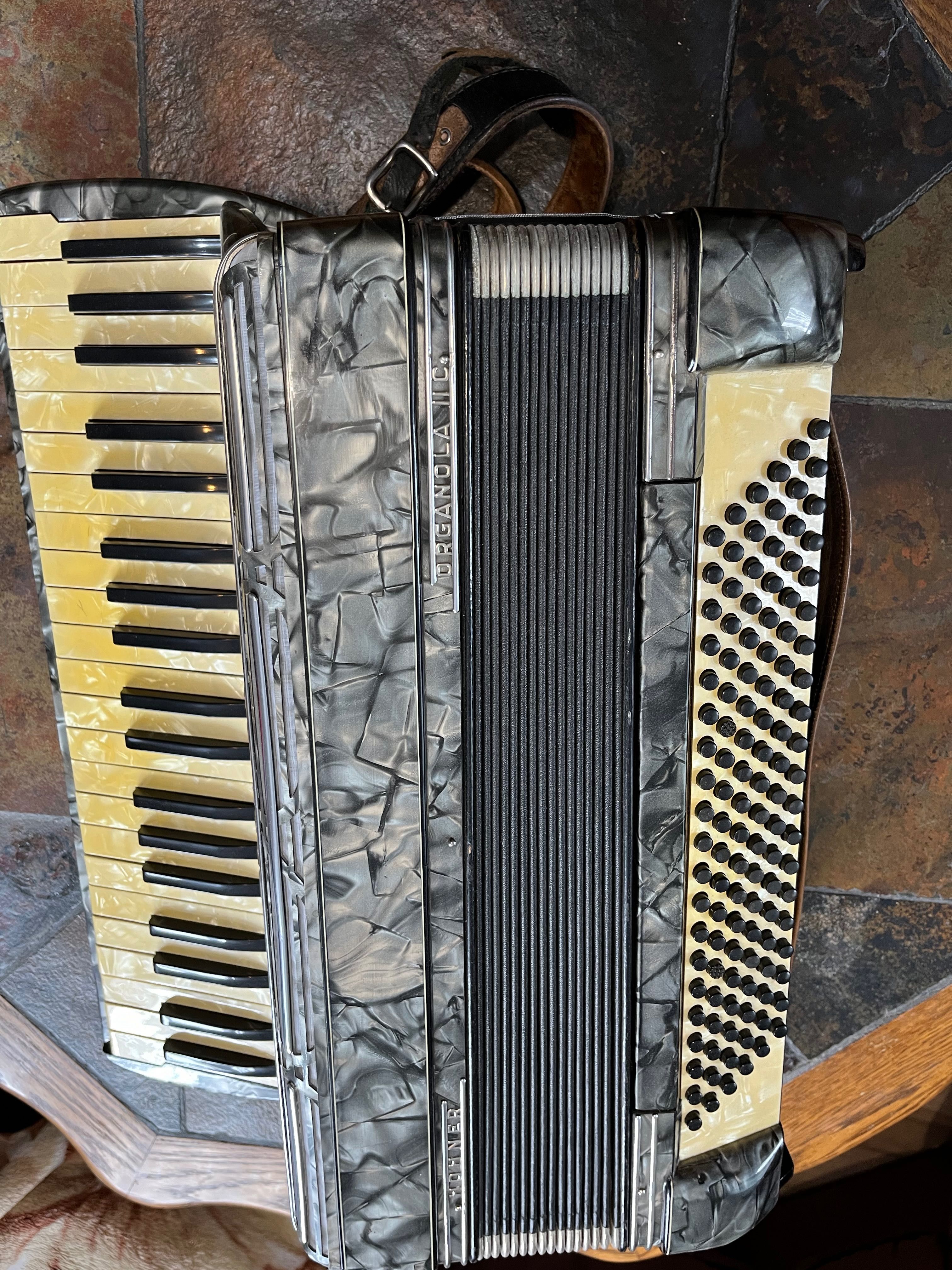 Akordeon Hohner Organola IIC