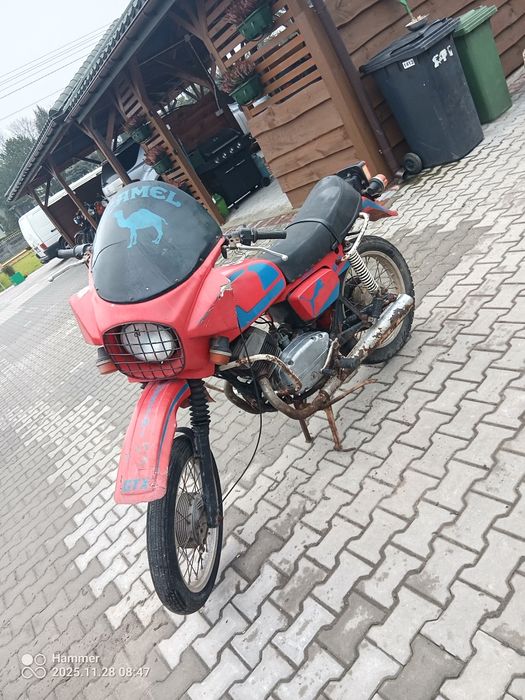 Cezeta z dokumentami