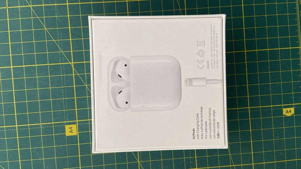 Air pods 1 лівий правий працюючі оригінал коробка