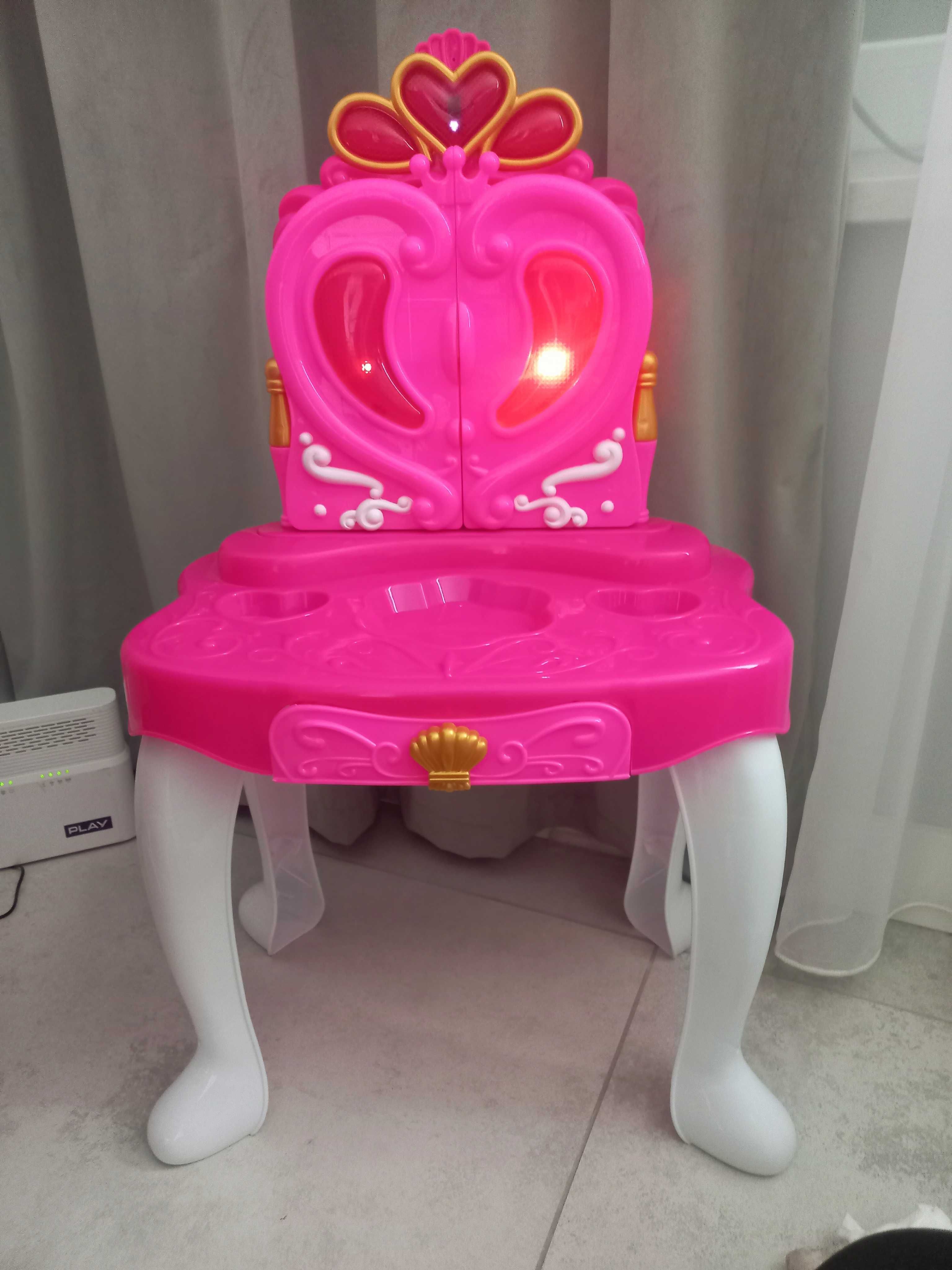 Toaletka różowa grająca
