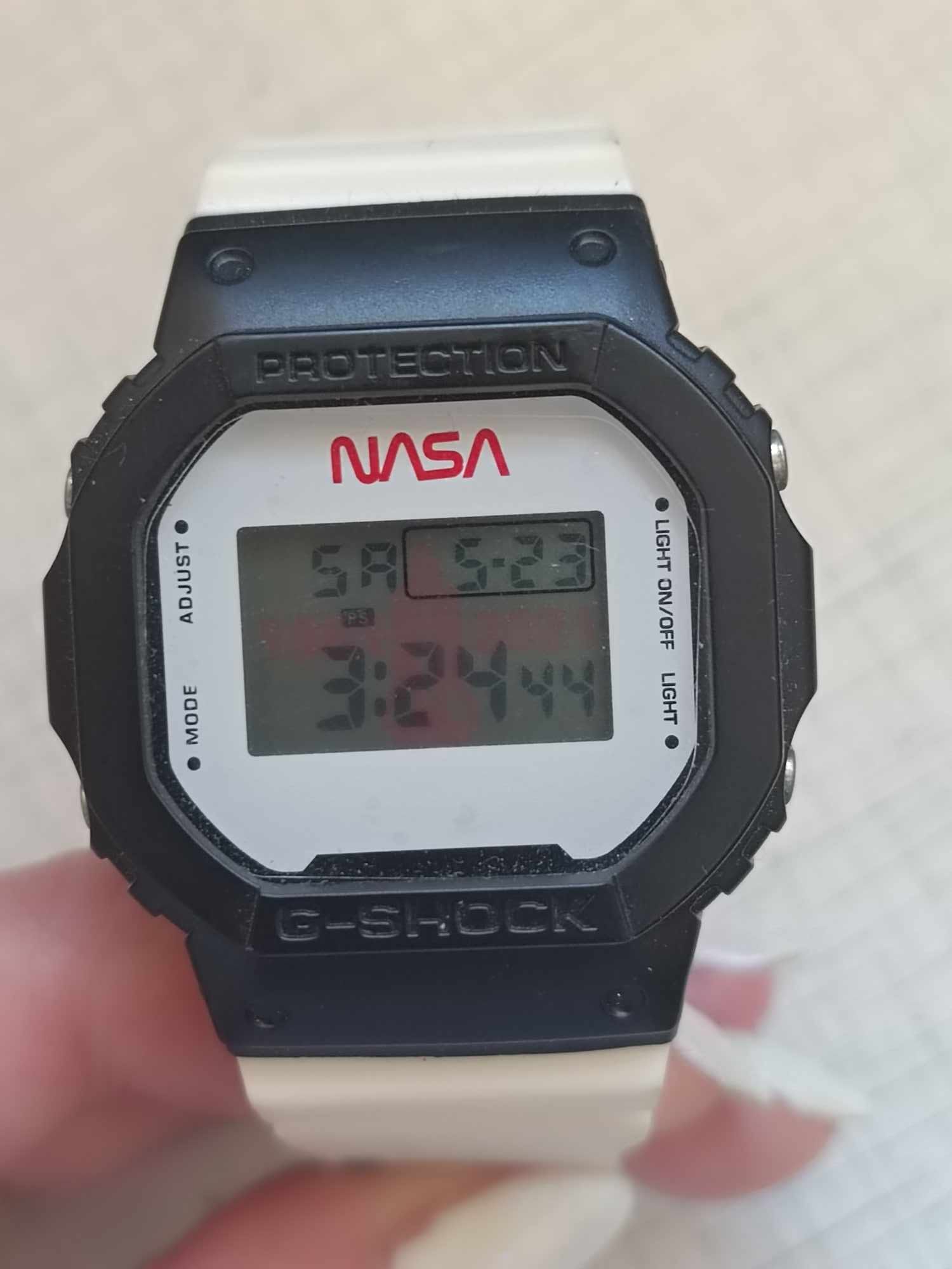 Zegarek g-shock NASA