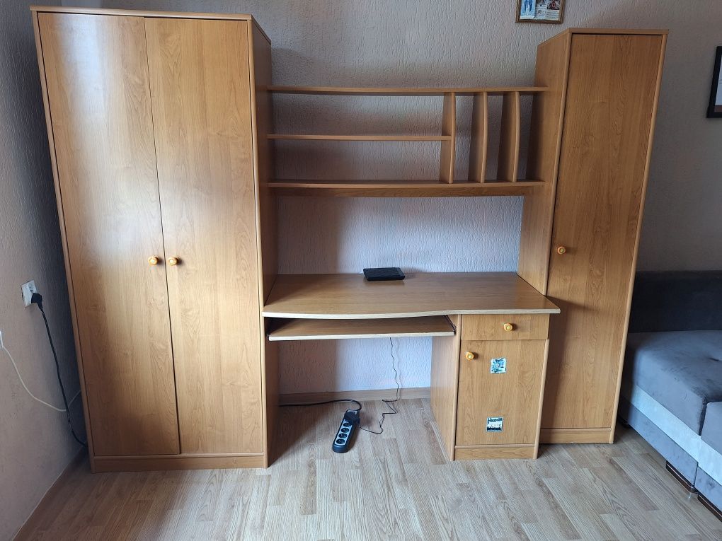 Zestaw mebli do pokoju