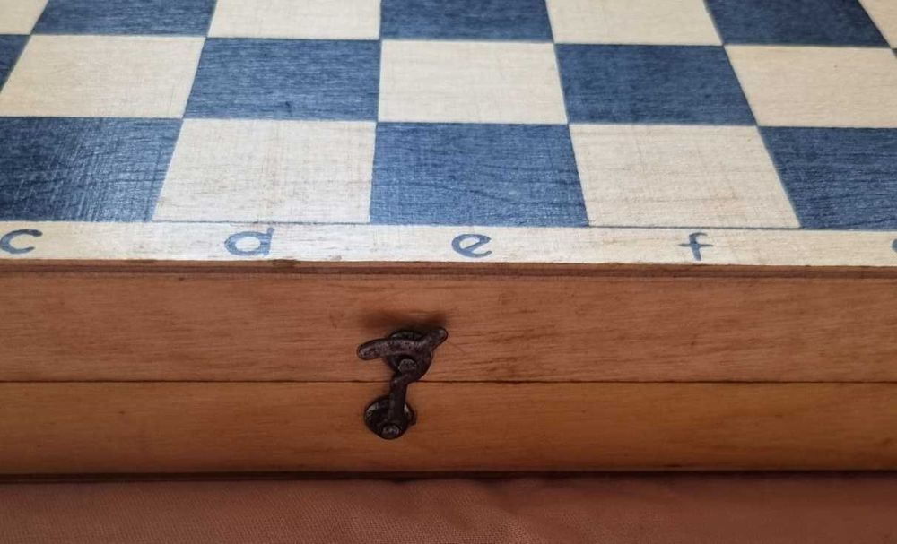 Набор деревянных шахмат, доска 29х29 см