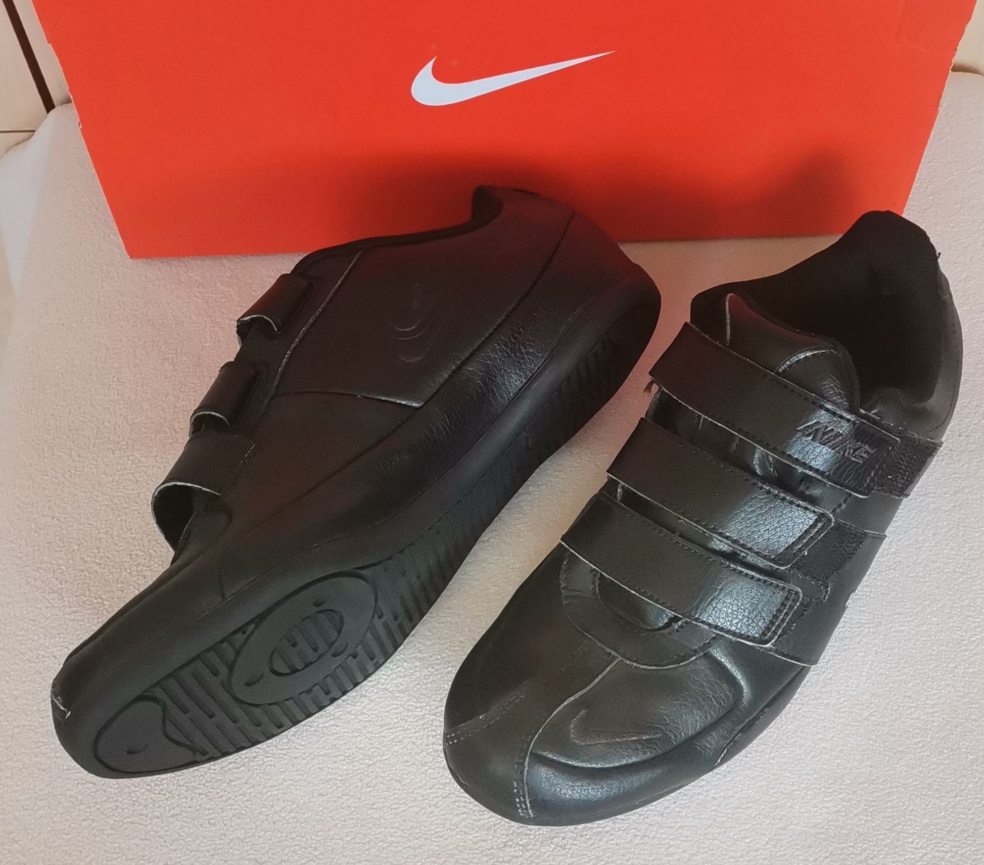 Nike roz 36.5 damskie buty sportowe na rzepy