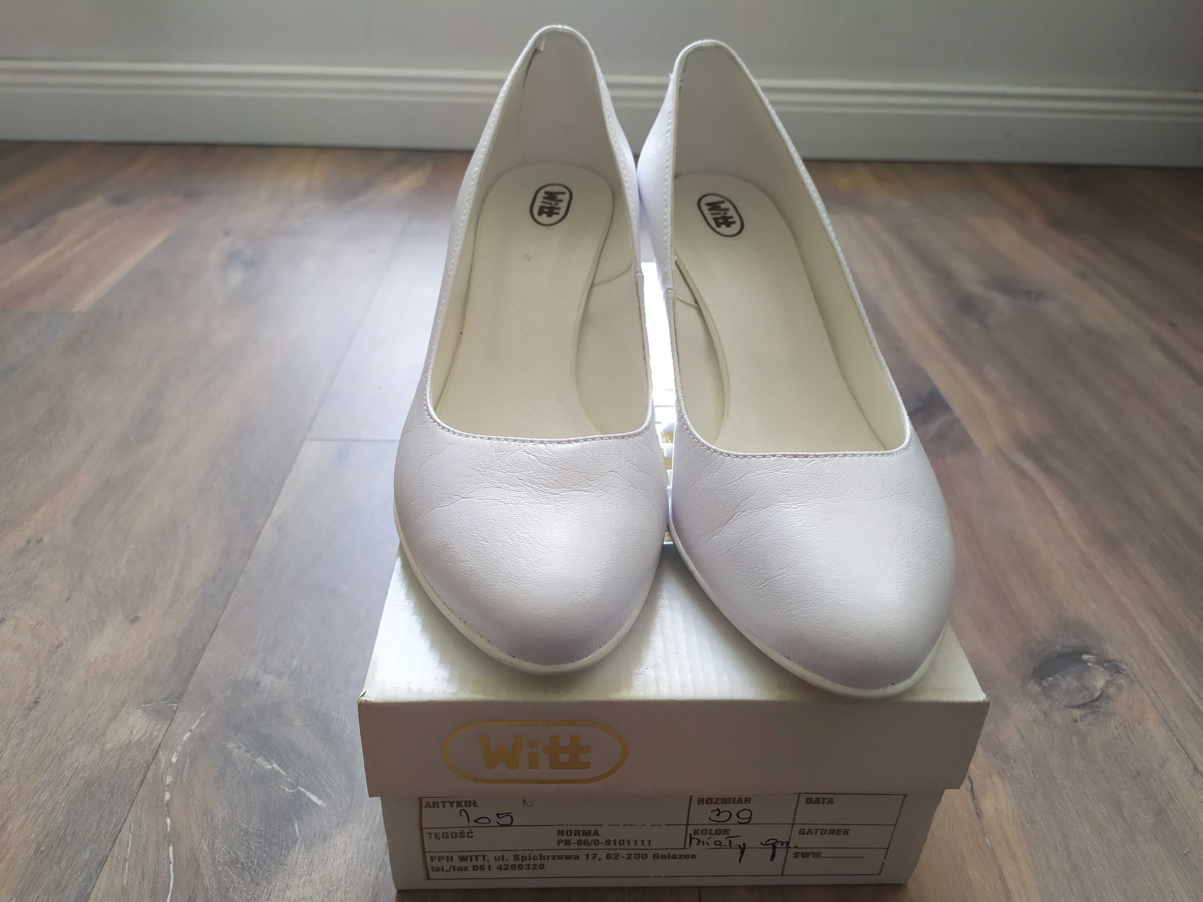 Nieużywane buty Witt białe - 39 Powystawowe model 105 czółenka