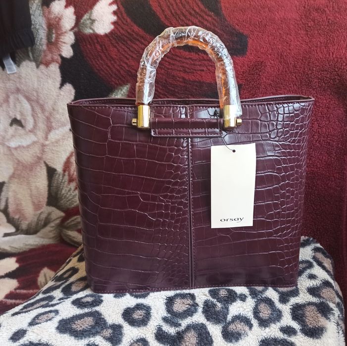 Torebka kuferek burgundowa, Orsay