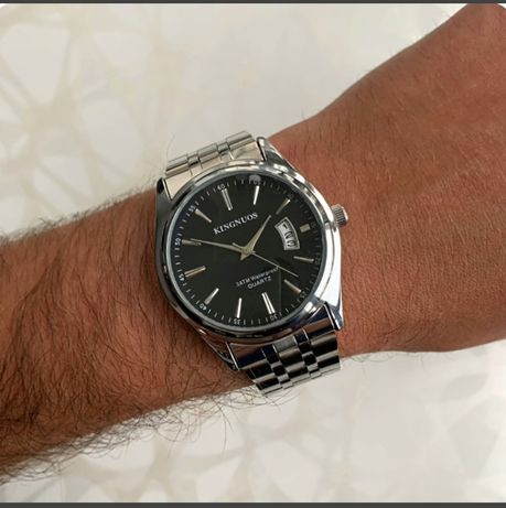 Продам стильний  чоловічий годинник. Новий.