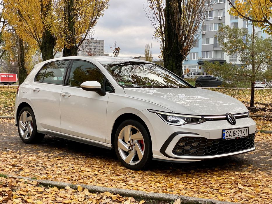 VW GOLF 8 GTE Плагін-Гібрид