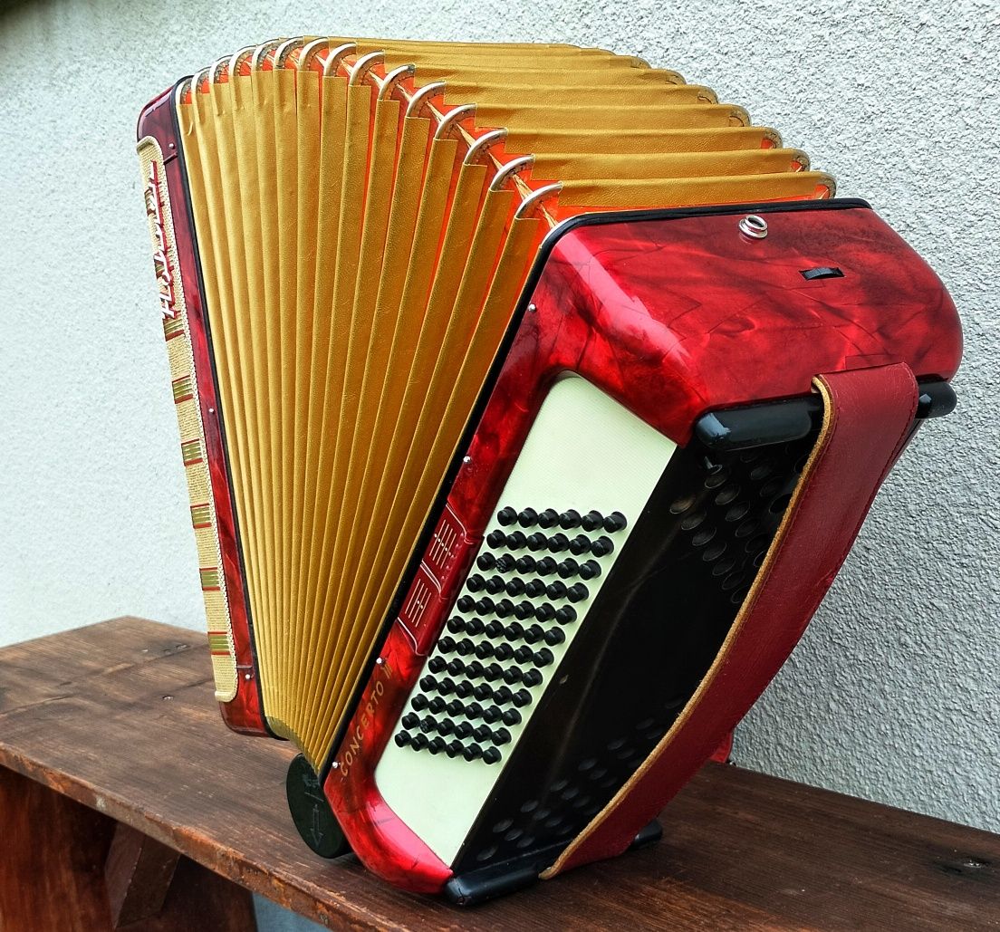 Akordeon Hohner Concerto III 72 basy - piękny stan !